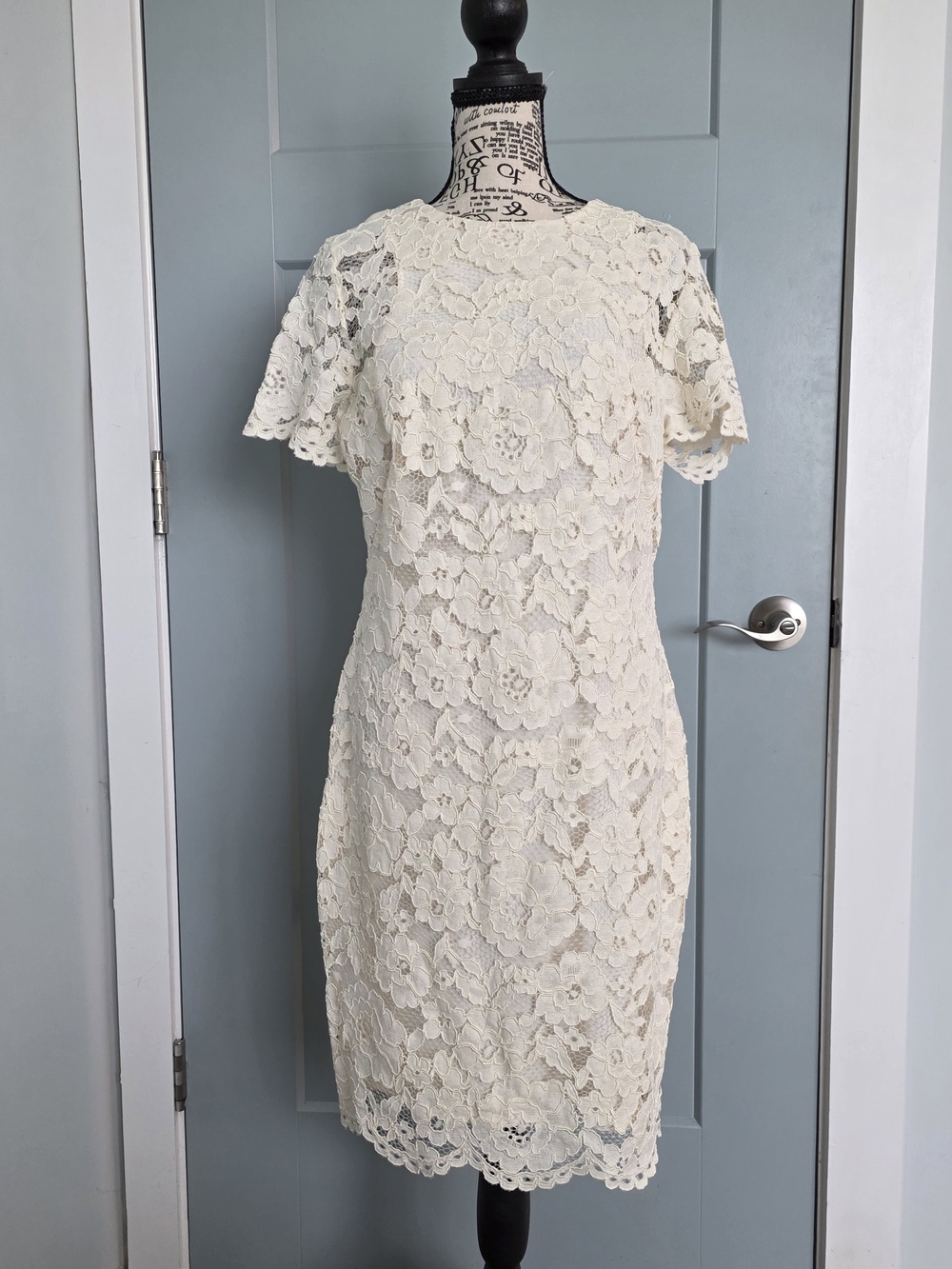 Lauren Ralph Lauren Cream Floral Lace Sheath Dress Size 14 Romantic Coquette